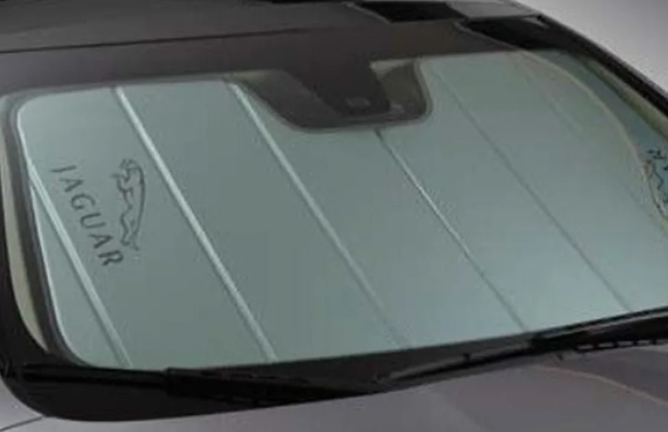 Замена лобового стекла Jaguar E-PACE