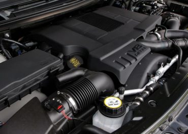 Ремонт и замена двигателя автомобиля Range Rover